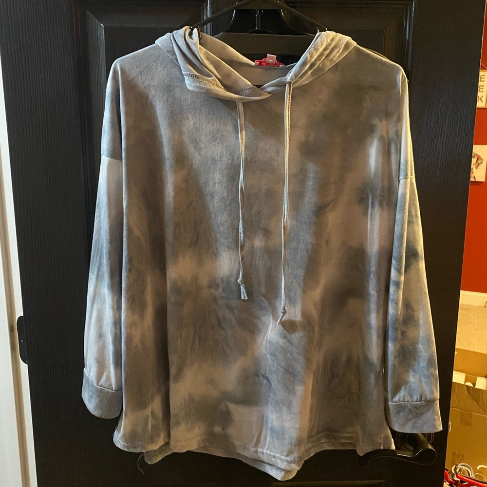 Boutique pullover
